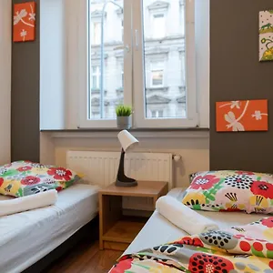  Hostel Spoko Na Trzebnickiej - Blisko Centrum - By Spaceapart
